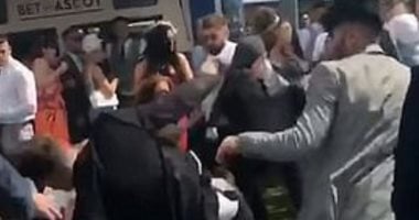 ما عملوش احترام للمناسبة.. شاهد.. خناقة وضرب وتلطيش" بقرب الملكة إليزابيث