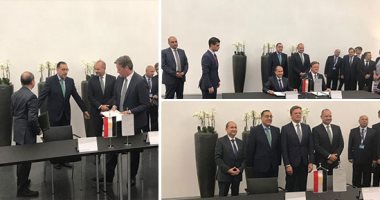 صور.. رئيس الوزراء يشهد توقيع مذكرة تفاهم لاستئناف شركة مرسيدس أعمالها فى مصر.. فتح خط إنتاج جديد لموديلات GL.. ومدبولى: الرئيس السيسي كان له الدور الحاسم فى عودة الشركة وتوسيع خطوط إنتاجها