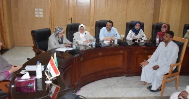 محافظ الفيوم يترأس اللقاء الدورى لخدمة المواطنين