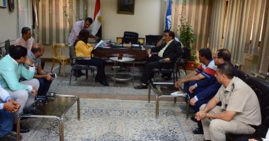 محافظ دمياط تزور الوحدة المحلية لمركز ومدينة فارسكور وتتفقد مشروعى الإسكان