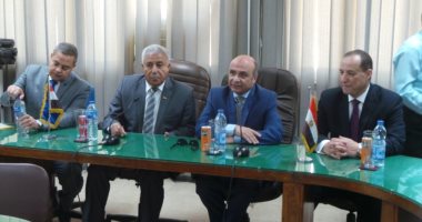 صور.. لجان تعويضات النوبة تبدأ عملها فى تلقى طلبات المستحقين بأسوان