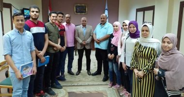 وكيل "شباب الغربية" يلتقى شباب المبادرة المجتمعية "ألوان"