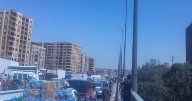 شلل مرورى على محور المريوطية.. والمواطنون يناشدون المرور بالتدخل