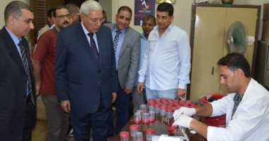 محافظ الدقهلية يتفقد الحملة القومية لمكافحة الإدمان 
