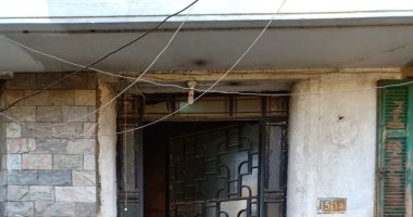 وما زال التحقيق مستمرًا.. جريمة بشعة راح ضحيتها مُسن وزوجته بدافع السرقة.. الجناة سددوا لهما الطعنات وتركوهما غارقين فى برك الدماء.. واختفاؤهما المفاجئ أثار قلق ابنتهما وهرولت للاطمئنان عليهما لتفاجأ بالكارثة