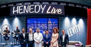 هنيدى يستعد لانطلاق أول استاند أب كوميدى بهذه الصور 
