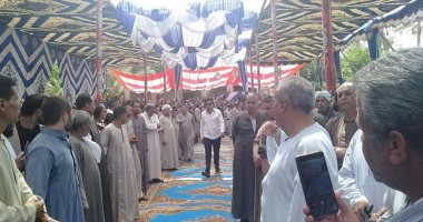 صور .. جلسة صلح تنهى خصومة ثأرية بين أبناء العم بأطفيح 