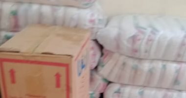 صور.. ضبط 3 أطنان و316 كيلو سلع تموينية قبل بيعها بالسوق السوداء بطنطا