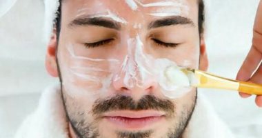 لو بتعانى من حب الشباب.. وصفات طبيعية هتجيب من الآخر للرجال