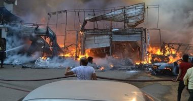 صور.. السيطرة على حريق داخل معرض وملاهى فى الهرم دون إصابات
