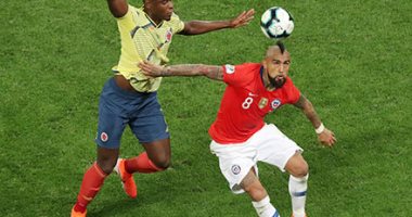 فيدال أفضل لاعب فى مباراة تشيلى ضد كولومبيا