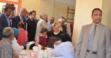 التأمين الصحي بإسنا تنقل الصيدلية التجارية لمقر العيادة الشاملة للتيسير على المرضى