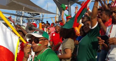 صور.. اشتعال مدرجات مشجعى منتخب مدغشقر بالهتافات فى استاد الإسكندرية
