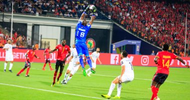يوم المفاجآت فى عاشر ليالى أمم أفريقيا 2019.. مصر تحقق العلامة الكاملة وتصطحب أوغندا لدور الـ 16.. مدغشقر تهزم نيجيريا وتتصدر المجموعة الثانية لأول مرة فى تاريخها.. بوروندى أول منتخب يودع "كان" 