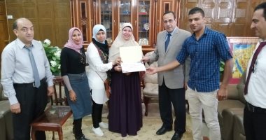 صور.. محافظ شمال سيناء يكرم الفائزين المتميزين بتدريب إبدأ مشروعك