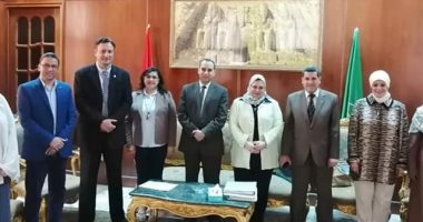 صور.. نائب رئيس جامعة المنوفية يستقبل لجنة المتابعة والدعم الفنى بوزارة التعليم العالى