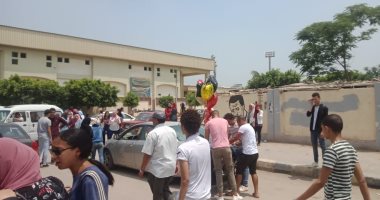 شاهد.. "دباديب وقلوب" على أبواب لجنة ثانوية عامة بالقليوبية