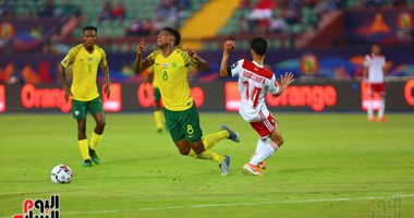 جنوب أفريقيا ترصد 33 ألف يورو مكافأة لكل لاعب للفوز على مصر