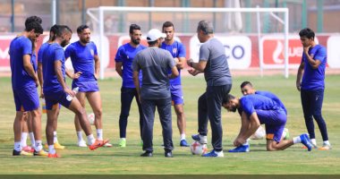 الأهلى يحاضر لاعبيه بالفيديو قبل مواجهة المقاولون العرب