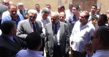 لمدة شهر كامل.. انطلاق قافلة جامعة المنيا المتكاملة لقرية ههيا (صور)