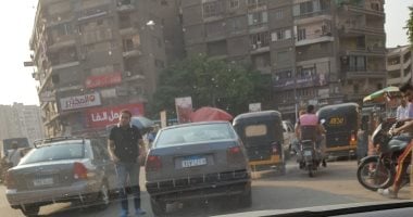 عشوائية انتشار التكاتك و القمامة تصل ميدان الحلمية