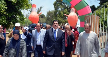 محافظ القليوبية يتابع مبادرة دعم صحة المرأة والكشف عن أمراض سرطان الثدى