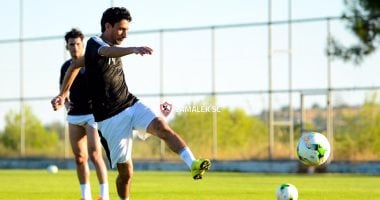 كارتيرون يعد أيمن حفنى بالمشاركة مع الزمالك ويستشهد بعبد الشافى