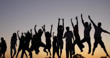 عشان تبقى شباب على طول.. 4 نصائح لازم تعملها