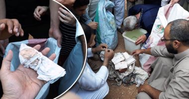 صور .. مبادرة لتطهير مقابر قرية بالقناطر من السحر والشعوذة تظهر ما يحزن القلب.. استخراج طلاسم غير مفهومة و أجزاء من كفن وعظام سمك وجمجمة ماعز.. صاحب المبادرة: تدهور الوضع التعليمى لطلاب القرية دفعنى لتطبيقها