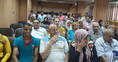 ندوات للتوعية بترشيد الكهرباء بالمنازل ومراكز الشباب بالقليوبية (صور)
