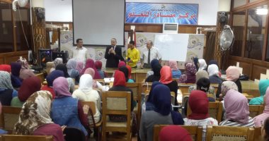  وكيل تعليم الفيوم يتابع التدريب التأهيلى لطلاب الصف الثالث الإعدادي 