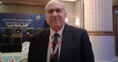 الدكتور عادل عدوى: النظم الصحية تحدٍ لكل دول العالم وسعيد بالإشادات الدولية