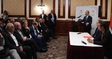 محمد أشتية: إسرائيل تدمر حل الدولتين وأطالب كندا الاعتراف بـ"فلسطين"