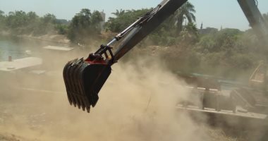 تنفيذ 70% من سحارة مصرف الرهاوى وحملة نظافة بجسر الرياح البحيرى بمنشأة القناطر
