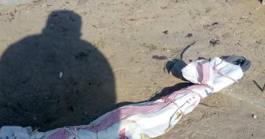اضبط مخالفة.. كابل كهرباء عمومى بمدينة العبور يثير غضب ومخاوف الأهالى (صور)