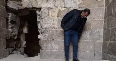 شاهد .. بدء أعمال مشروع ترميم سور مجرى العيون.. صور