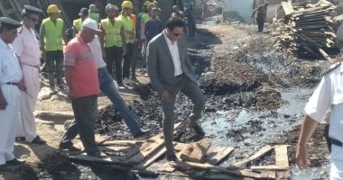 نائب محافظ القاهرة: استخدم 15 حفار و3 لوادر و100 عامل لهدم مدابغ مجرى العيون