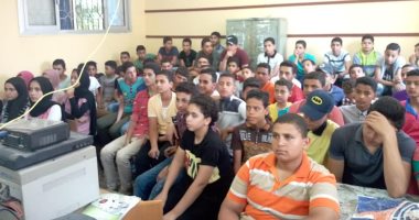 انطلاق ورش عمل تدريب الطلاب المنقولين لأولى ثانوى بالقليوبية على التابلت