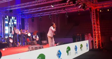 بالصور شاهد صور المطربة أمينة من حفل الطائف بالسعودية