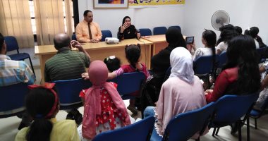 صور.. "ثقافة أسيوط" تواصل تنظيم برامج وندوات وفاعليات بقصور الثقافة
