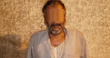 ضبط عامل لتنقيبه عن آثار فى الدرب الأحمر