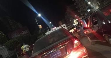 قارئ يرصد سيارة بدون لوحات بشارع قناه السويس
