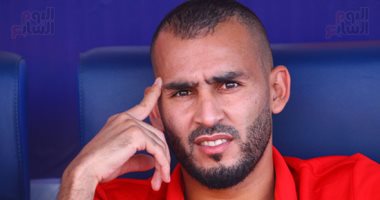 خالد بوطيب يغادر إلى فرنسا بعد إعلان الزمالك فسخ عقده
