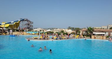 صور.."الصيف أحلى فى الغردقة".. نسبة الإشغال الفندقى تتخطى الـ70%