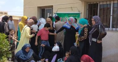 الكشف على 1639 مريض فى القافلة الطبية بمركز أولاد صقر بالشرقية