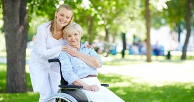 عشان ماتحسيش بملل بعد المعاش.. نصائح للمسنين بعد التقاعد