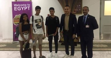 صور.. أبناء رئيس مدغشقر يصلون برج العرب لمساندة منتخب بلادهم أمام الكونغو 