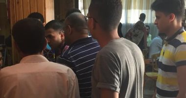 صور إقبال كثيف الطلاب لتسجيل رغباتهم لاختبارات القدرات بجامعة المنصورة 