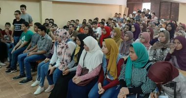 إنطلاق ورش العمل لتدريب طلاب أولى ثانوى الجدد على التابلت بمدارس إدارة بنها