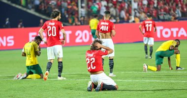 "جيل 2006 أحسن منكم".. سوبر كورة يكشف كواليس دش مدرب المنتخب للاعبين